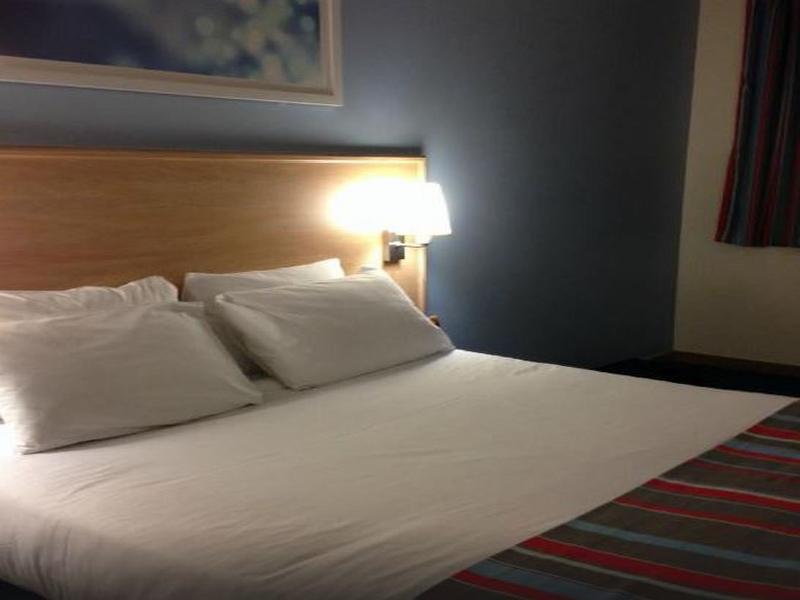 Travelodge London Central City Road Eksteriør billede