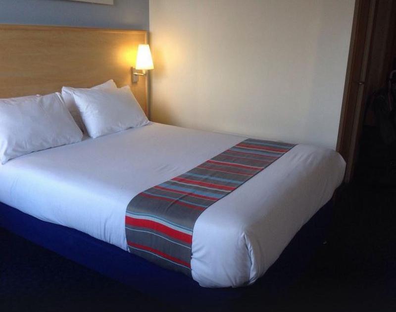 Travelodge London Central City Road Eksteriør billede