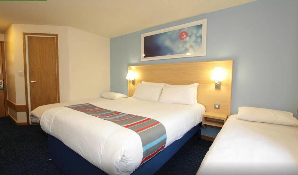 Travelodge London Central City Road Eksteriør billede