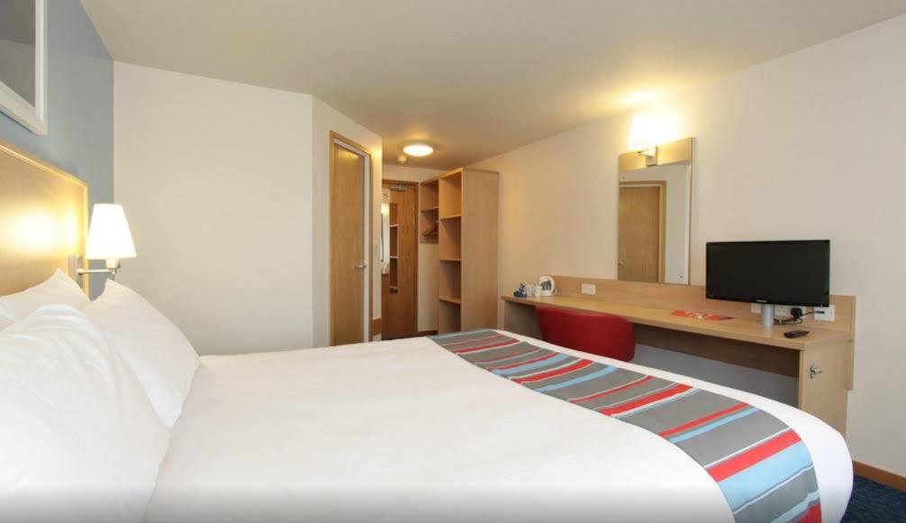 Travelodge London Central City Road Eksteriør billede