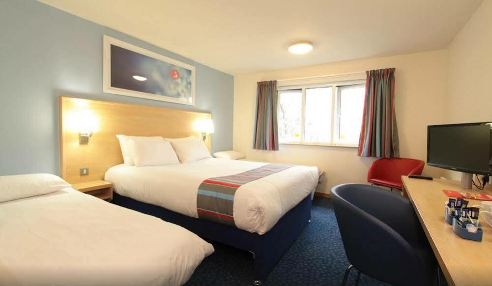 Travelodge London Central City Road Eksteriør billede